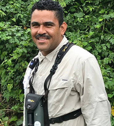 Eric Tut - Belize Go Birding Guide